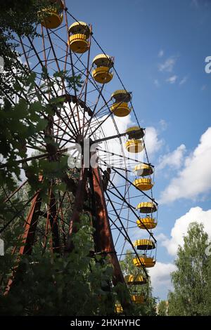 Ferris Wheel, Pripyat Town in Chernobyl Exclusion Zone, Chernobyl, Ukraine Stock Photo