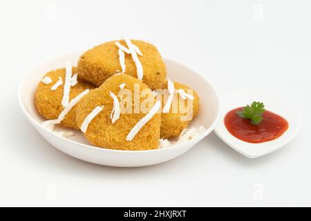Heart Shaped Veg Paneer Cutlet Tikki With Bhujia Sev Coating Made Of Indian Cottage Cheese Crumbled Panir Spices Maida Green Vegetables Like Carrot, B Stock Photo