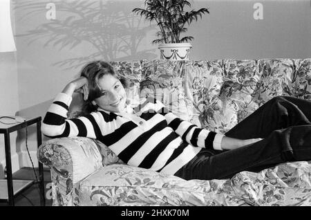 Thirteen-year-old actress Tatum O'Neal is to play the lead in the film  International Velvet. She is pictured at a press reception. 22nd August  1977 Stock Photo - Alamy