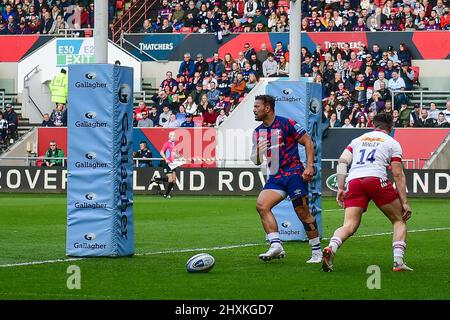 Cadan Murley of Harlequins Rugby, goes over for his second try Stock Photo