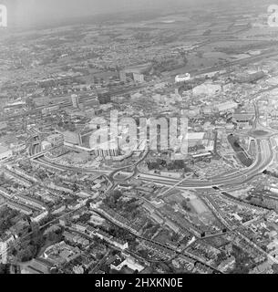 Aerial views of Reading, Berkshire. 26th October 1976. Stock Photo