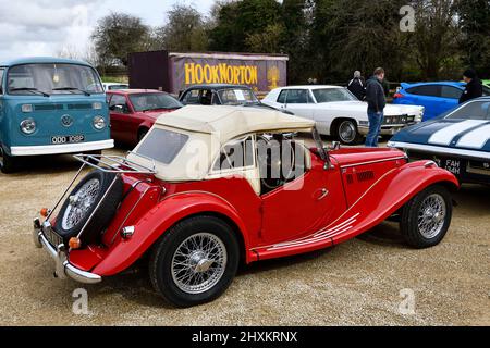 Classic Car Meet at Hook Norton Brewery Oxfordshire England uk March 2022 Stock Photo