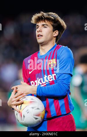 Barcelona, Spain. 13th Mar, 2022. Riqui Puig in action at the La Liga match between FC Barcelona and CA Osasuna at the Camp Nou Stadium in Barcelona, Spain. Credit: Christian Bertrand/Alamy Live News Stock Photo