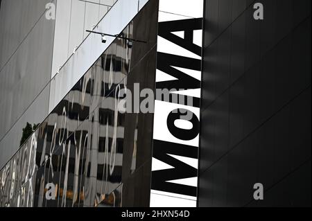 New York, USA. 13th Mar, 2022. View of The Museum of Modern Art (MoMa) which remains closed after two employees were stabbed the previous day, New York, NY, March 13, 2022. A man, whose membership was revoked, was denied entry into MoMa on March 12, and attacked two female employees behind the reception desk; both women were treated at a local hospital for stab wounds and are expected to fully recover. (Photo by Anthony Behar/Sipa USA) Credit: Sipa USA/Alamy Live News Stock Photo