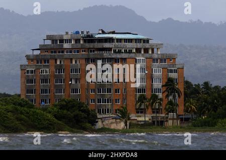 Tucacas, Falcon, Venezuela. 13th Mar, 2022. March, 13, 2022. photo of the beach condominius in Tucacas, Falcon state, Venezuela.photo Juan Carlos Hernandez (Credit Image: © Juan Carlos Hernandez/ZUMA Press Wire) Stock Photo