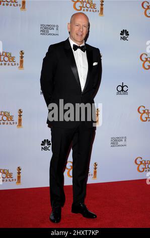 golden globe awards outfits