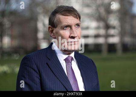 Andy Croft CEO of St James's Place, England UK Stock Photo