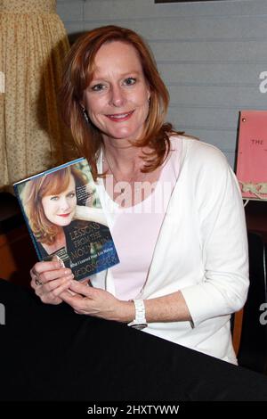 Mary McDonough signs copies of "Lessons From the Mountain" held at the