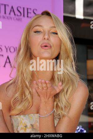  Candice Swanepoel At In-Store Appearance For VictoriaS