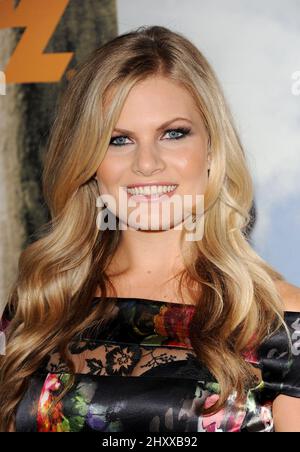 Bonnie Sveen arriving for the "Spartacus Vengeance" Premiere held at