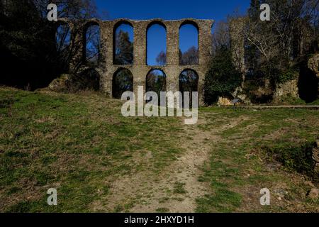 The ruined building with arches in Canale monterano, Bracciano, Lazio, Italy Stock Photo
