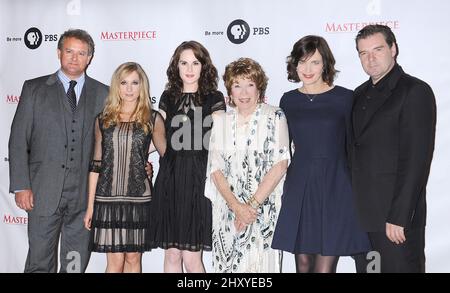 Hugh Bonneville, Joanne Froggatt, Michelle Dockery, Shirley MacLaine, Elizabeth MacGovern and Brendan Coyle during the 'Downton Abbey' photo call held at the Beverly Hilton Hotel, California Stock Photo