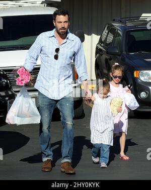 Ben Affleck and his daughters Violet and Seraphina go to the Farmers Market in Santa Monica, California. Stock Photo
