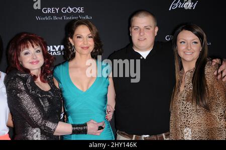 Naomi Judd, Ashley Judd with Elijah and Grace Kelley attending the
