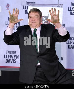 John Goodman during the John Goodman handprint and footprint ceremony held at the TCL Chinese Theatre in Los Angeles, USA. Stock Photo