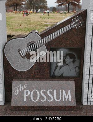 General view of the George Jones Gravesite at Woodlawn Memorial ...