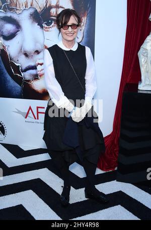 Mary Jo Deschanel attending the premiere of "Twin Peaks: The Entire