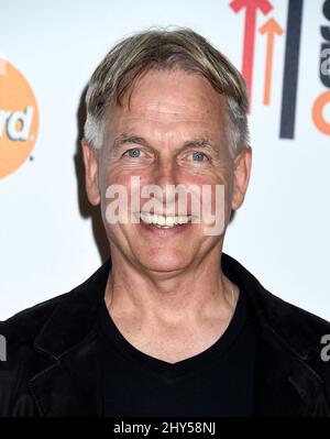 Mark Harmon attending Stand Up To Cancer Fourth Biennial Fundraising Event held at The Dolby Theatre, Hollywood Stock Photo