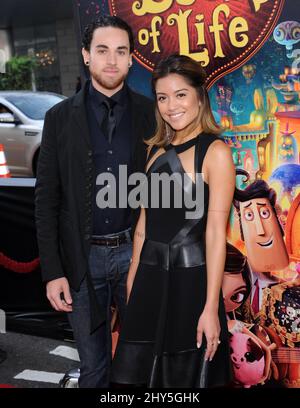 Us the Duo arriving for The Book of Life premiere held at the Regal Cinema in Los Angeles. Stock Photo