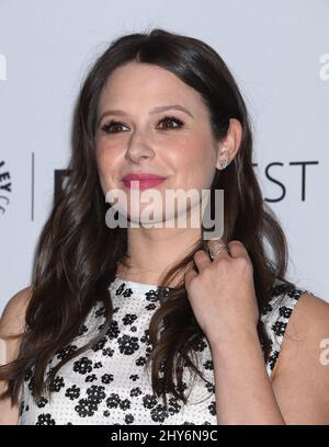 Katie Lowes attending a photocall for 'Scandal' as part of PaleyFest