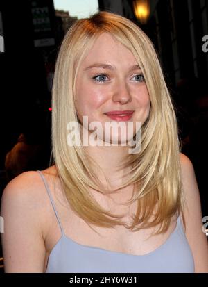 Dakota Fanning attending the 'Effie Gray' New York Premiere Stock Photo