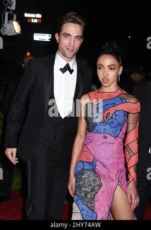 Robert Pattinson & Tahliah Debrett Barnett (FKA twigs) attending The Metropolitan Museum of Art Met Gala, in New York City, USA. Stock Photo