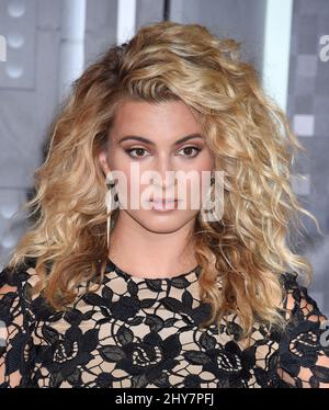 Tori Kelly arriving on the red carpet at the MTV Video Music Awards 2015, at the Microsoft Theatre, Los Angeles. Stock Photo