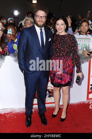 Seth Rogen and Lauren Miller Rogen attend the Vanity Fair Oscar Party