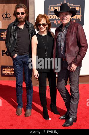 Reba McEntire, Brooks and Dunn attending the 2016 American Country Countdown Awards held at The Forum in Los Angeles, USA. Stock Photo