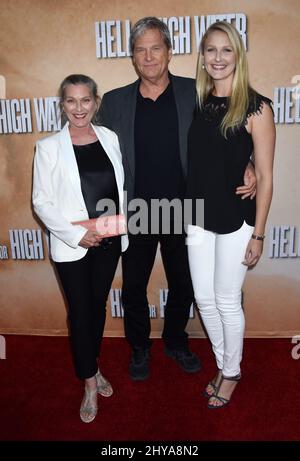 Jeff Bridges, wife Susan Bridges and daughter Hayley Bridges attending the Hell Or High Water special screening held at the ArcLight Cinemas Hollywood in Los Angeles, CA, USA, August 10, 2016. Stock Photo