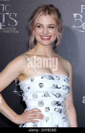 Alison Sudol attends the world premiere of "Fantastic Beasts and Where