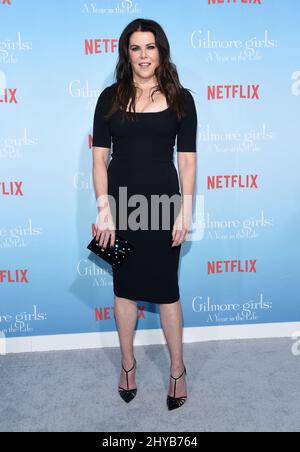 Lauren Graham arrives at the Premiere Of Netflix's ''Gilmore Girls: A Year In The Life'' held at the Regency Bruin Theatre, Los Angeles, 18th November 2016 Stock Photo