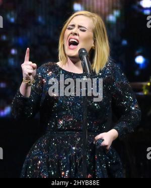 Adele performs during the last night of her US tour at Talking Stick ...