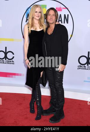 KEITH URBAN & NICOLE KIDMAN AMERICAN MUSIC AWARDS 2009 NOKIA THEATRE ...