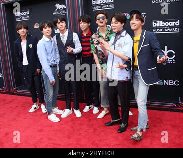 BTS Interview - Jin, Suga, J-Hope, Rap Monster, Jimin, V, and Jungkook on  Billboard Music Awards Win