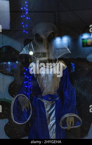 Alien window display Roswell New Mexico USA Stock Photo - Alamy