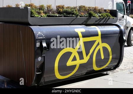 Bicycle storage pod hi res stock photography and images Alamy