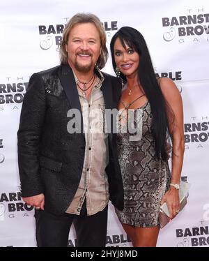 Travis tritt and theresa nelson hi-res stock photography and images - Alamy