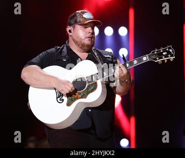 Luke Combs performing during Day Three of the 2019 CMA Fest in Nashville Stock Photo