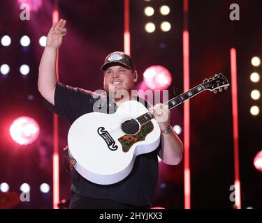 Luke Combs performing during Day Three of the 2019 CMA Fest in Nashville Stock Photo