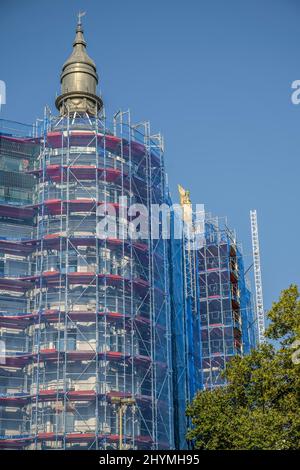 Facade renovation, construction site, scaffolding, old building, Bundesplatz, Schoeneberg, Berlin, Germany Stock Photo