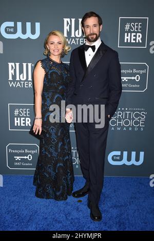 Noah Wyle and Sara Wells at the 25th Annual Critics' Choice Awards held at Barker Hanger on January 12, 2020 in Santa Monica, CA. Stock Photo