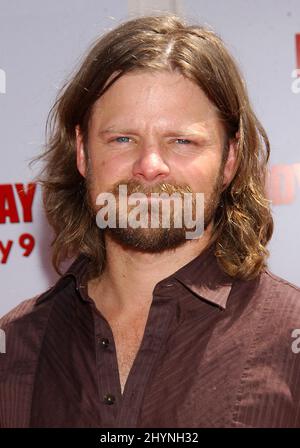 STEVE ZAHN ATTENDS THE 'DADDY DAY CARE' PREMIERE AT THE MANN ..., حجم الصورة 300x448