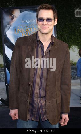 Jim Carrey attends the 'Lemony Snicket's A Series Of Unfortunate Events