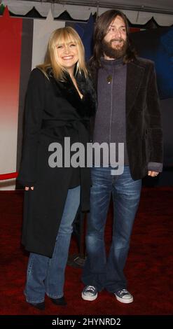 KATE HUDSON & CHRIS ROBINSON ATTEND THE 'MIRACLE' WORLD FILM PREMIERE IN HOLLYWOOD. PICTURE: UK PRESS Stock Photo