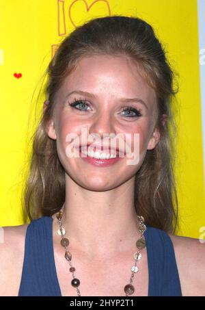 Kelli Garner attends the 'Thumbsucker' Los Angeles Premiere. Picture