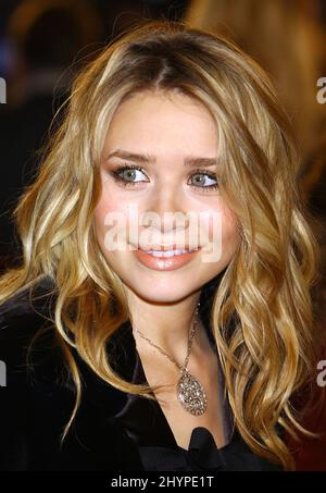 ASHLEY OLSEN ATTENDS 'THE LAST SAMURAI' PREMIERE IN WESTWOOD, CALIFORNIA. PICTURE: UK PRESS Stock Photo