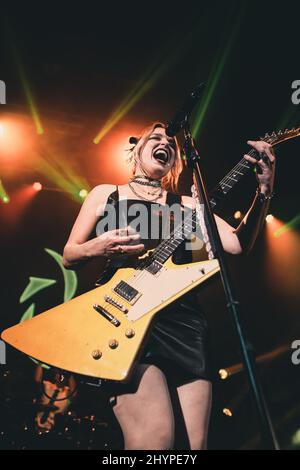 Halestorm (Lzzy Hale) O2 Shepherd's Bush Empire London 13 March 2022
