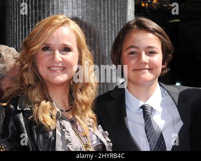 Beckett Cypher, the 21 year old son of Melissa Etheridge and ex-wife Julie Cypher passed away today. Musician David Crosby was his biological father. September 27, 2011 Hollywood, Ca. Melissa Etheridge and Beckett Cypher Melissa Etheridge Hollywood Walk of Fame Star Ceremony Stock Photo