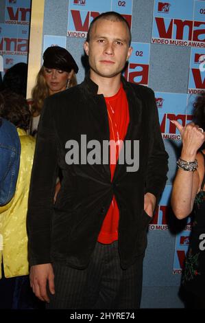 Heath Ledger attends the 2002 MTV Video Music Awards held at Radio Music Hall in New York. Stock Photo